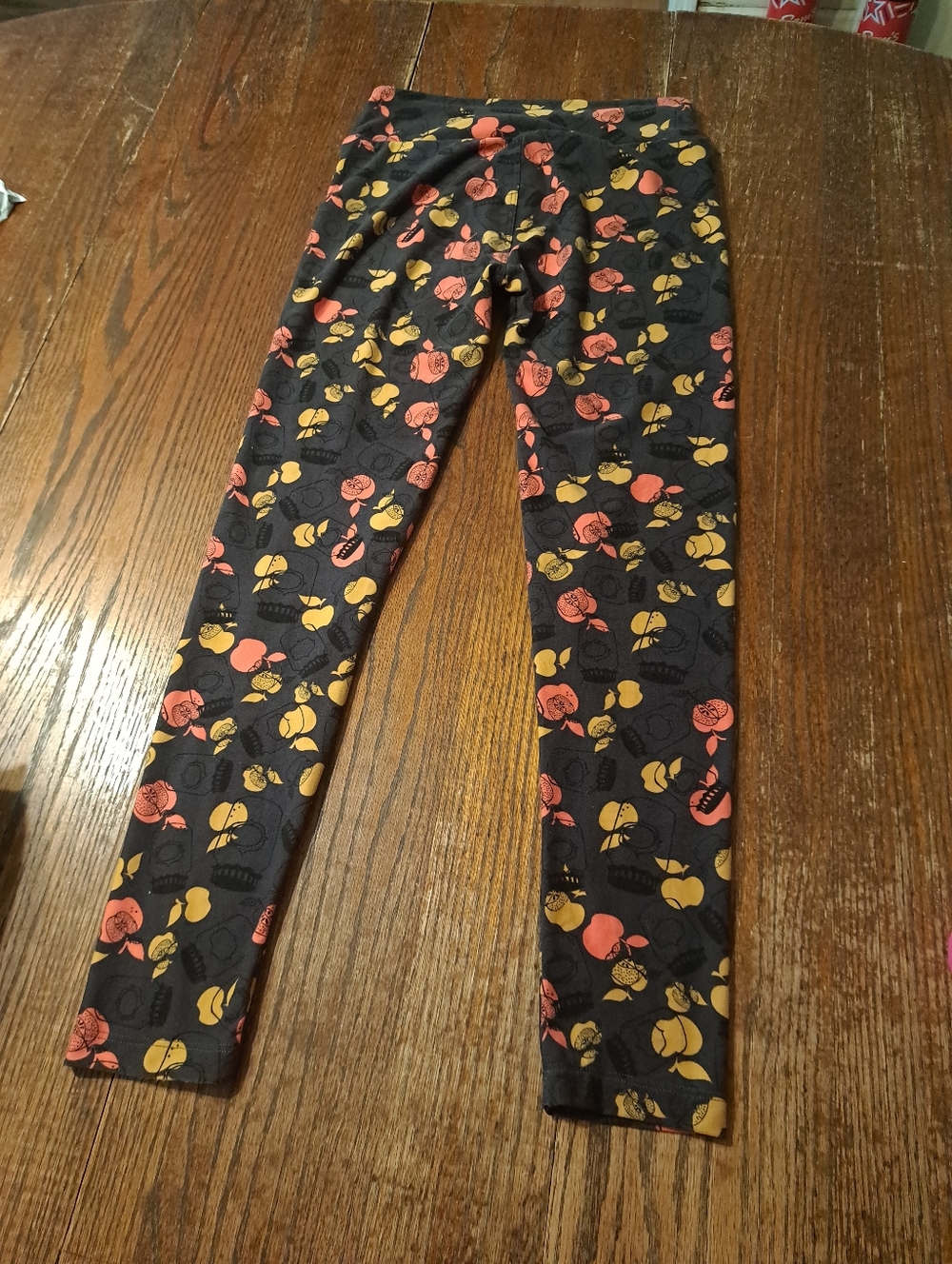 One Size LuLaRoe Apple and Jam Jar Leggings Casual Grey Black Orange Yellow - Picture 2 of 2